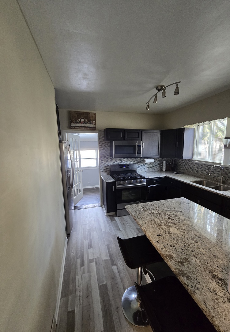 927 24th Avenue, Bellwood, IL 60104