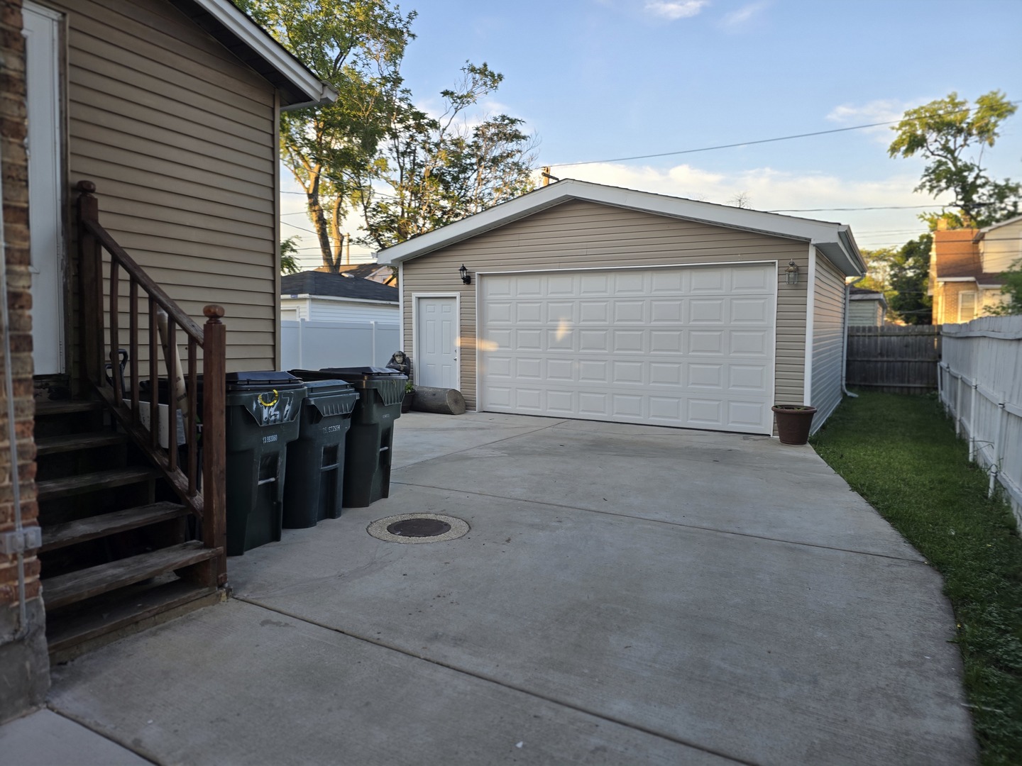 927 24th Avenue, Bellwood, IL 60104