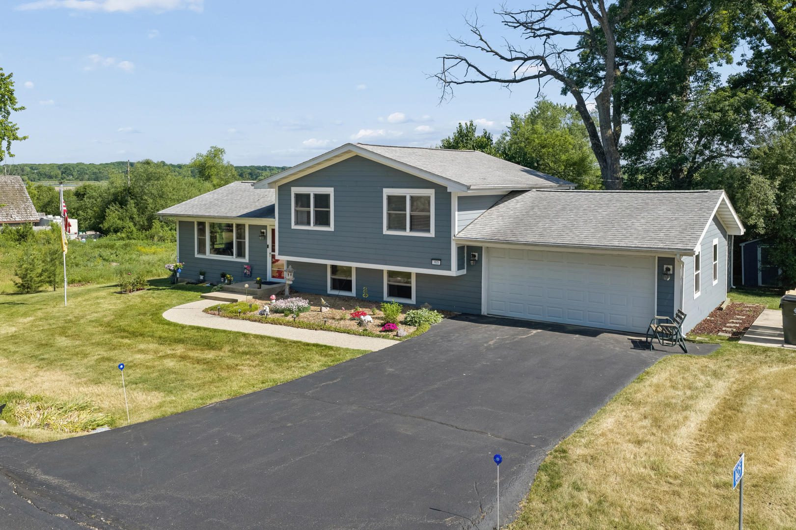 1625 Swallow Road, Twin Lakes, WI 53181