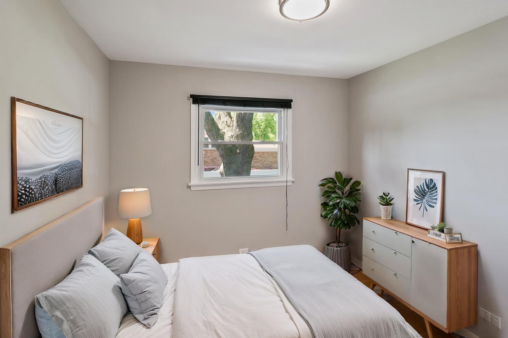178 W Normandy Drive, Chicago Heights, IL 60411