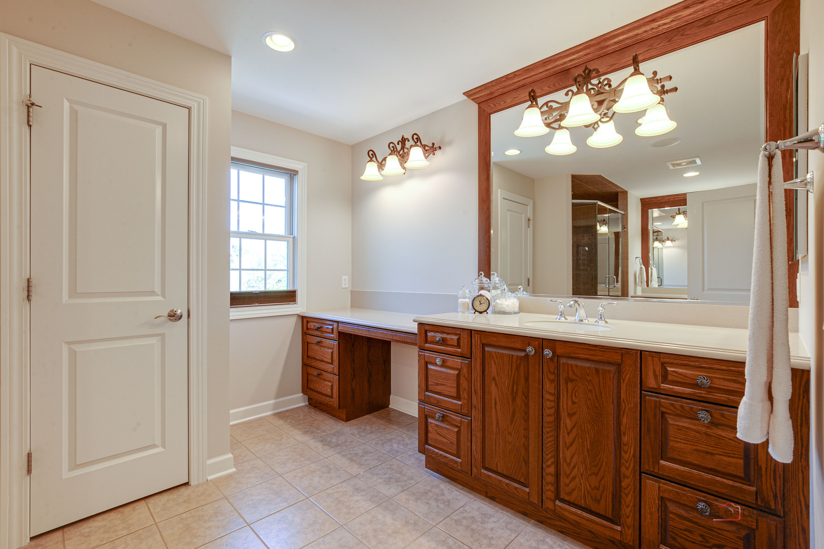 231 Cater Lane, Libertyville, IL 60048