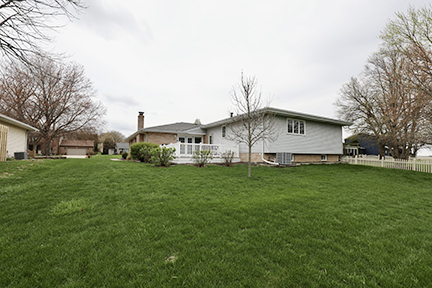9 Honey Lane, New Lenox, IL 60451