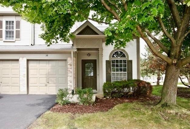 38 Crab Tree Drive, Westmont, IL 60559