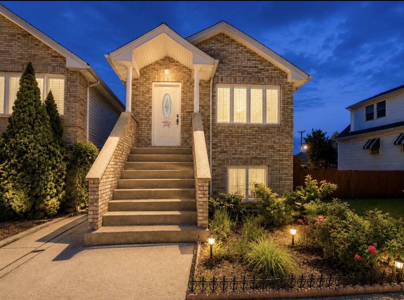 7319 W 58th Place, Summit, IL 60501