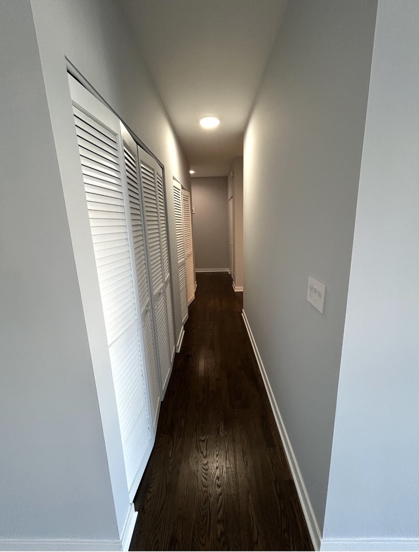 834 W Montrose Avenue #403, Chicago, IL 60613