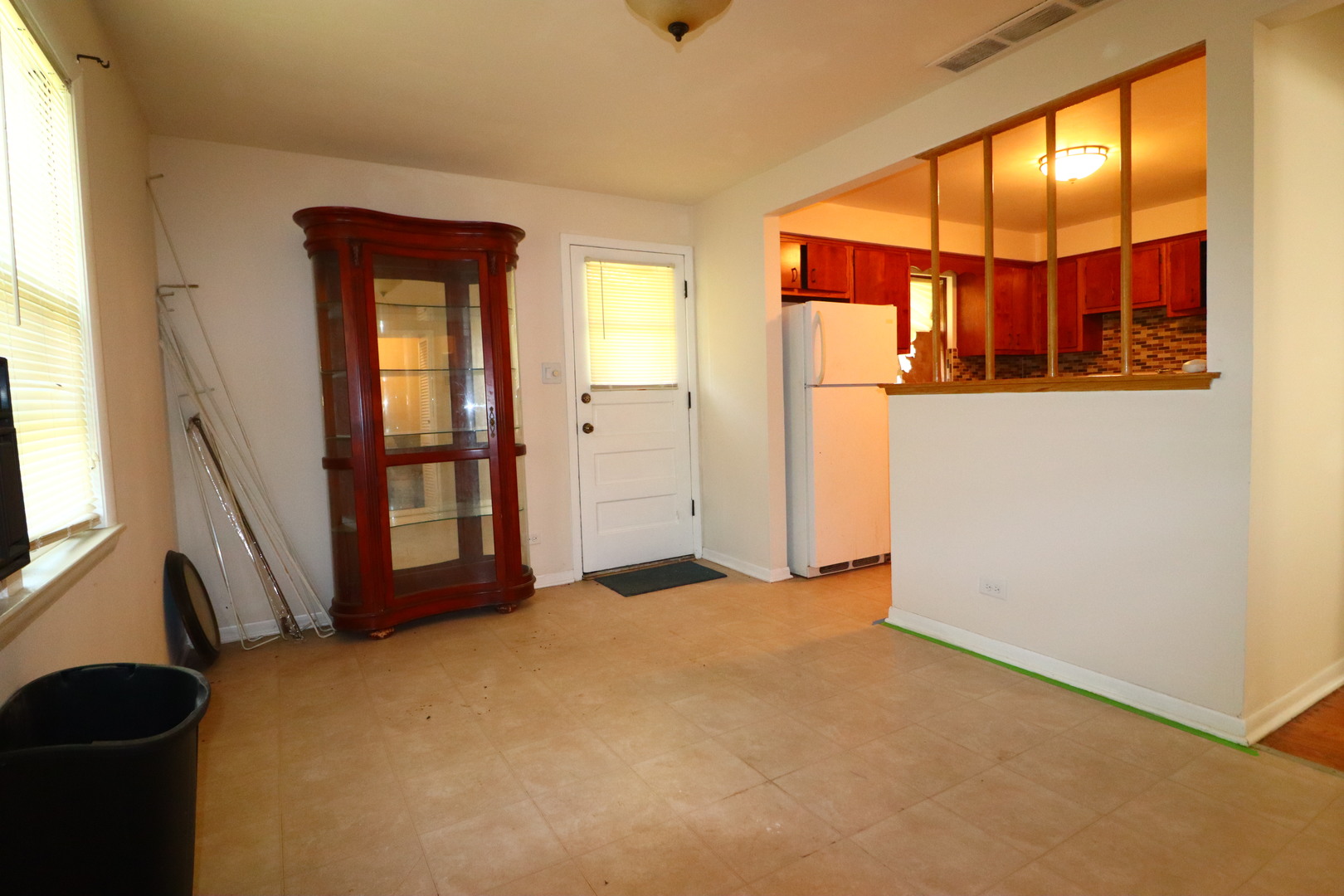 6745 S Bell Avenue, Chicago, IL 60636