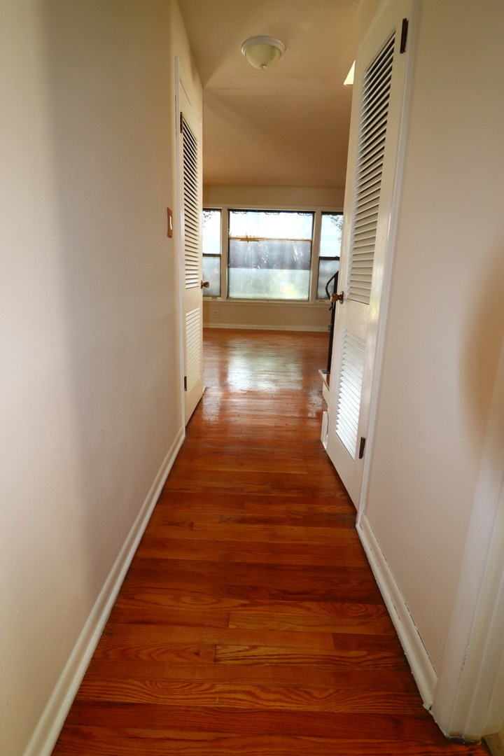 6745 S Bell Avenue, Chicago, IL 60636