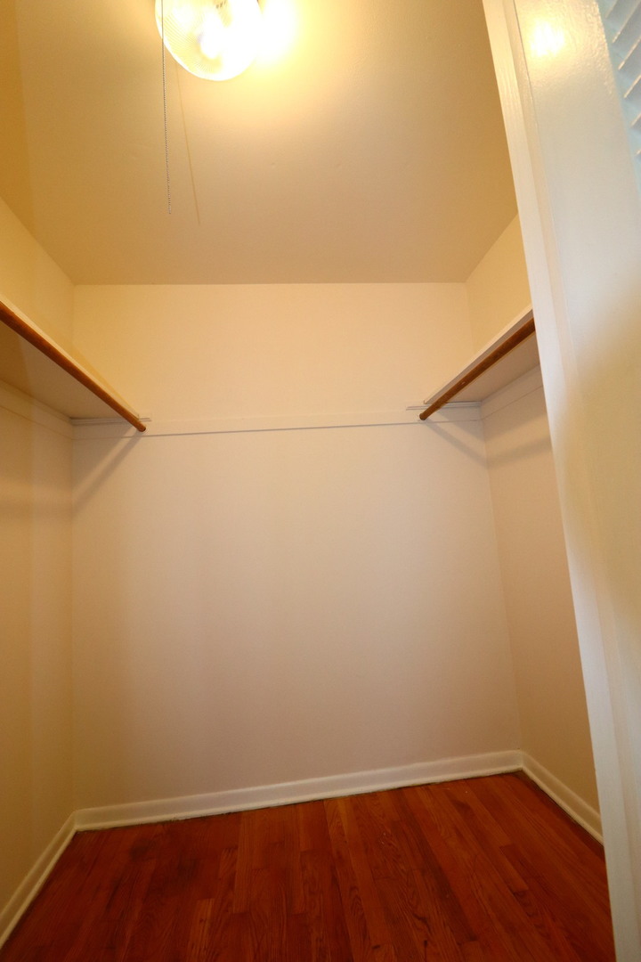 6745 S Bell Avenue, Chicago, IL 60636