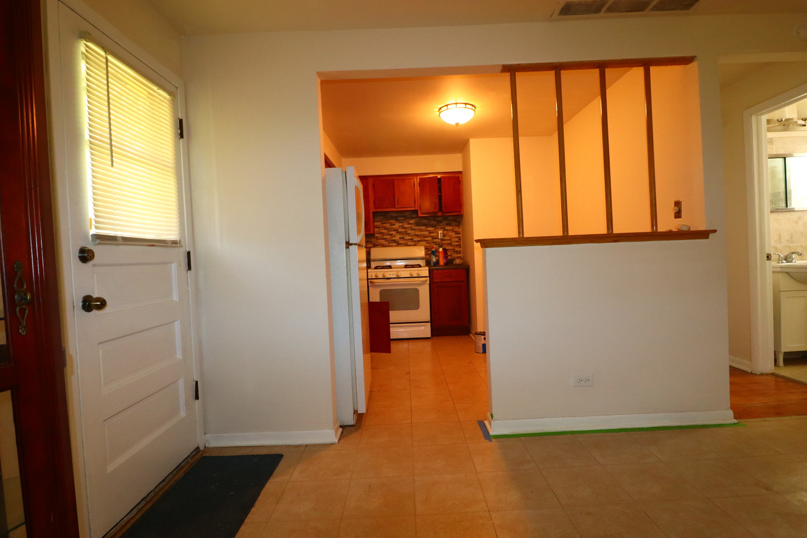 6745 S Bell Avenue, Chicago, IL 60636