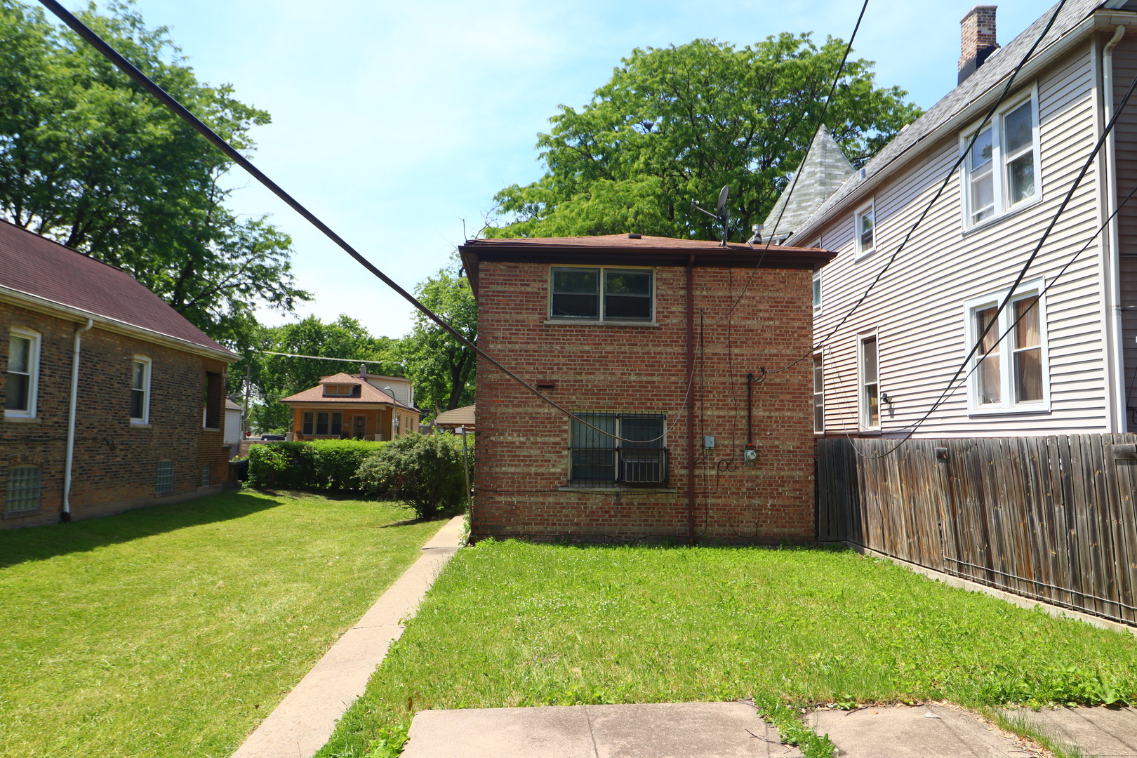 6745 S Bell Avenue, Chicago, IL 60636