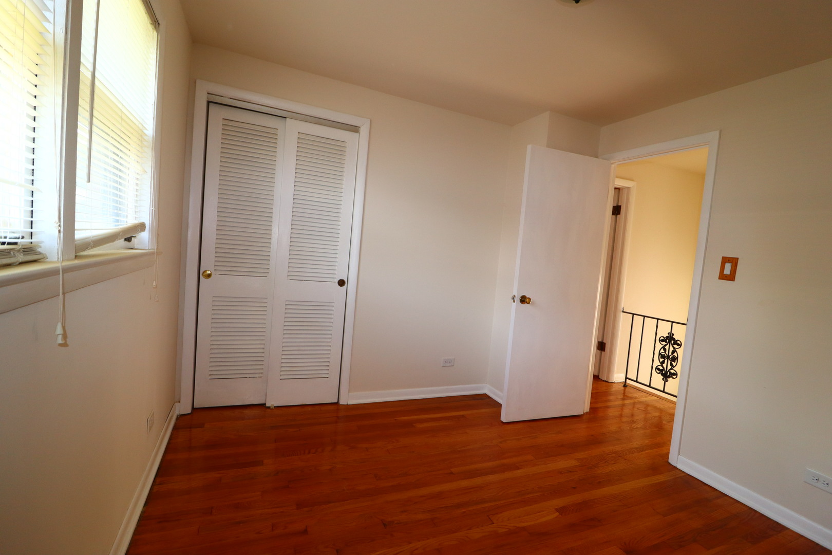 6745 S Bell Avenue, Chicago, IL 60636
