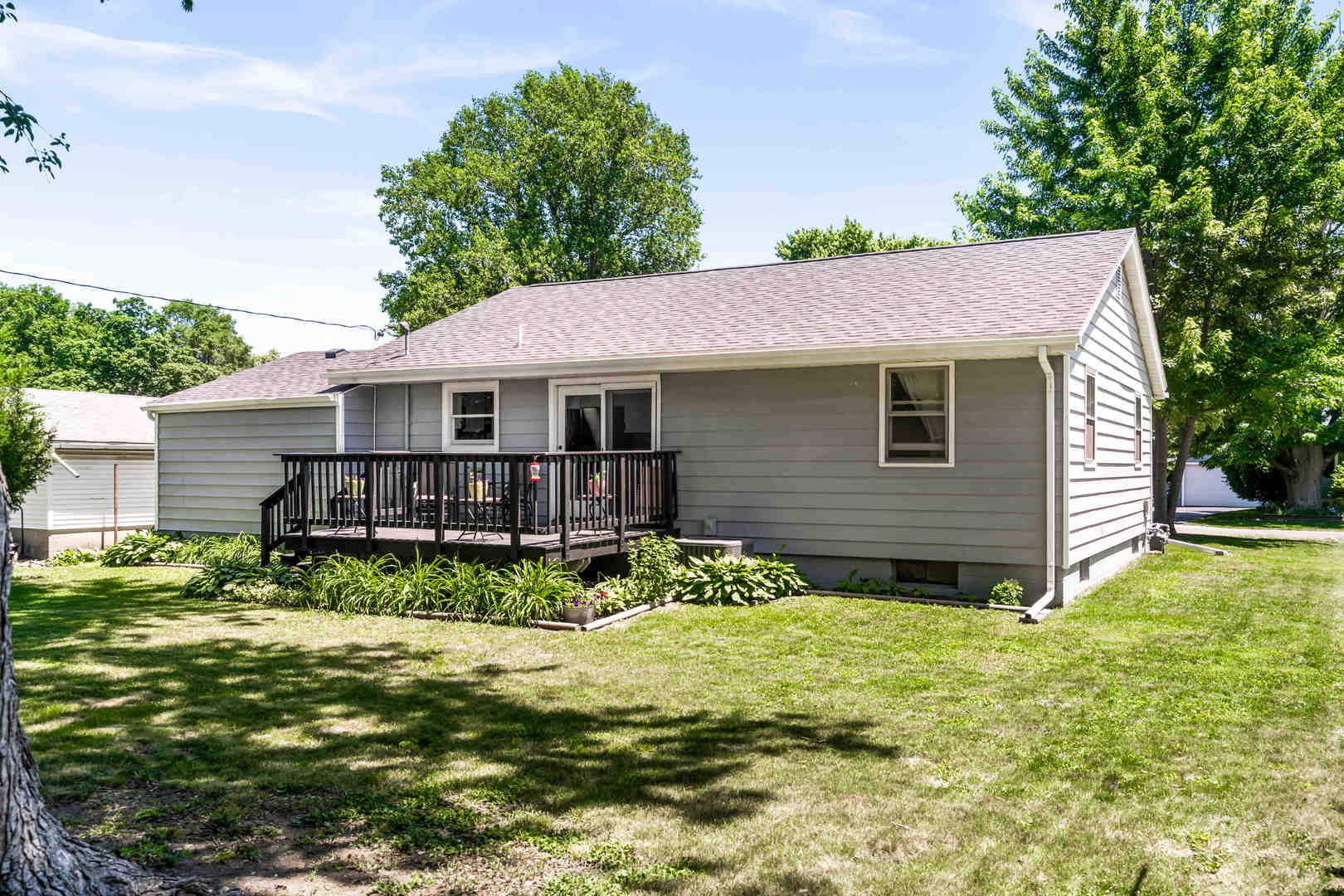 307 S Daniel Street, Leroy, IL 61752