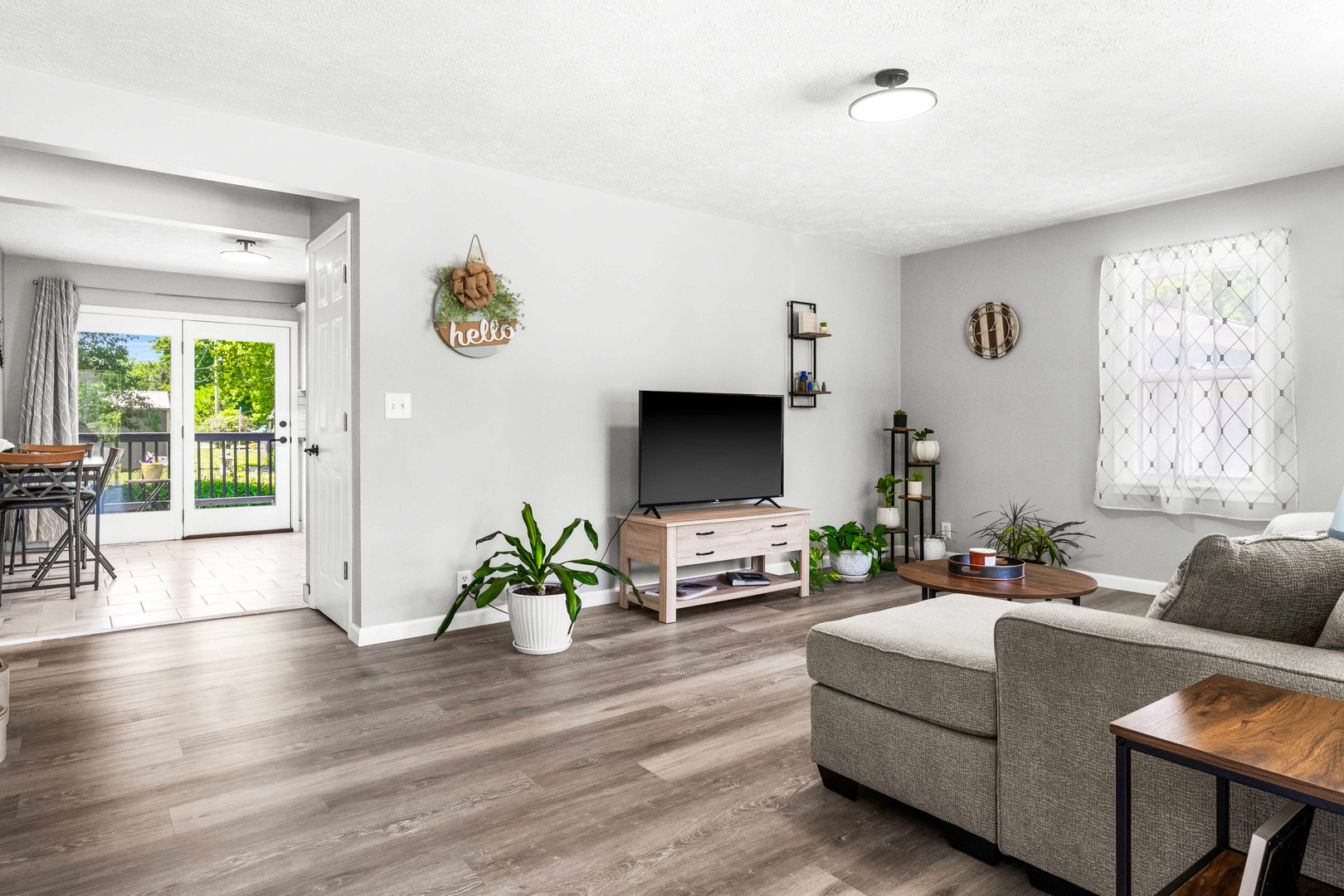 307 S Daniel Street, Leroy, IL 61752