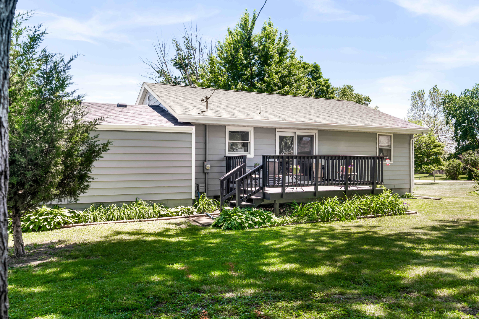 307 S Daniel Street, Leroy, IL 61752