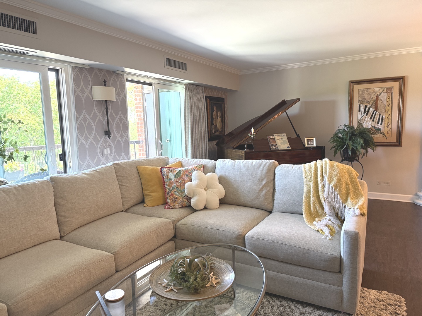 1405 E Central Road #411B, Arlington Heights, IL 60005