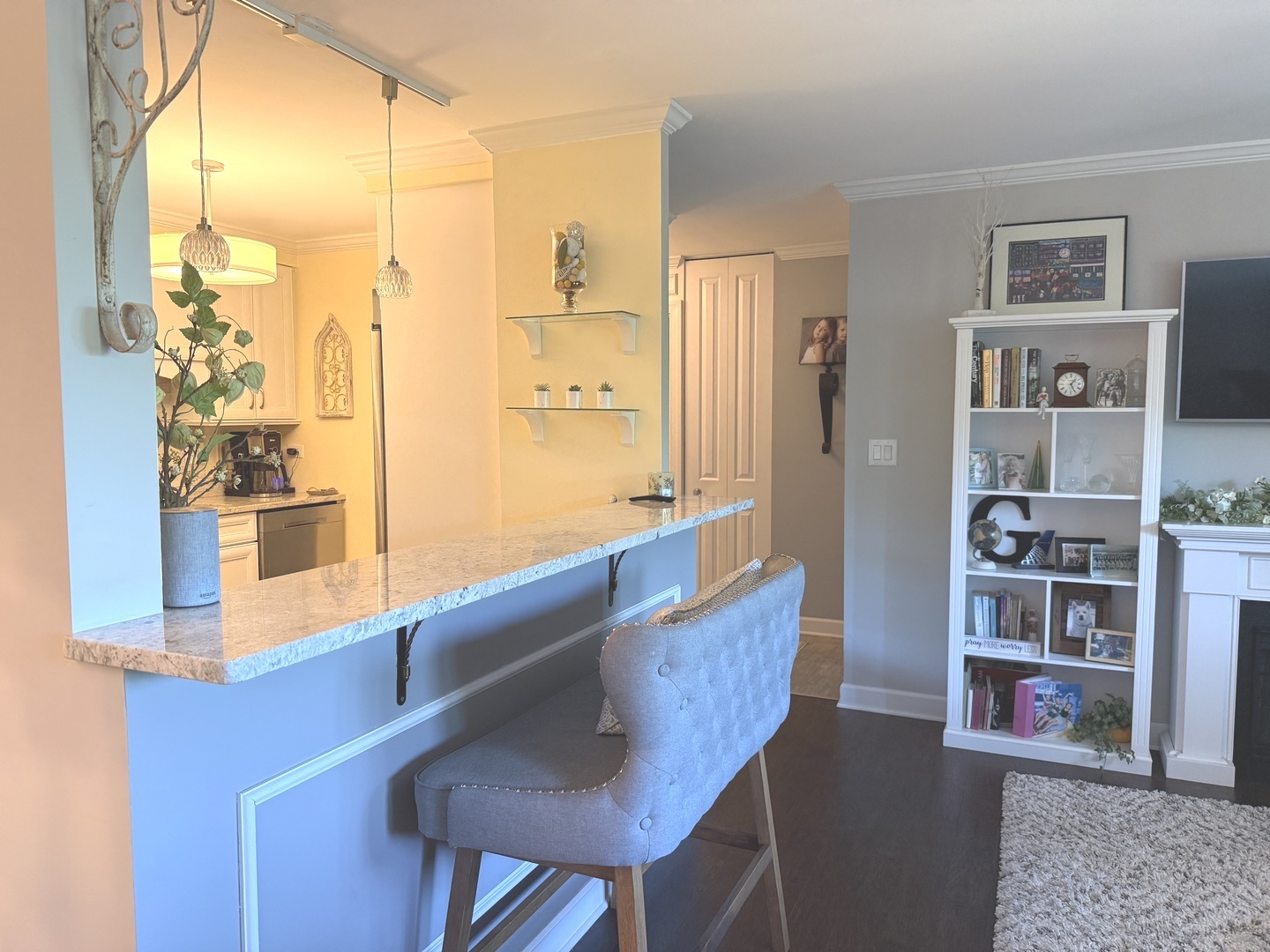 1405 E Central Road #411B, Arlington Heights, IL 60005