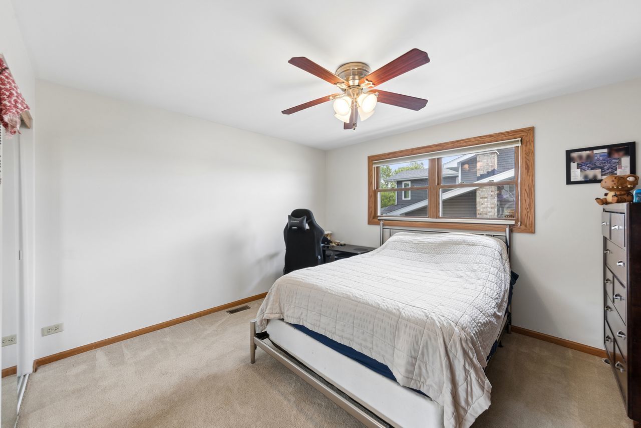 17218 Shetland Drive, Tinley Park, IL 60487