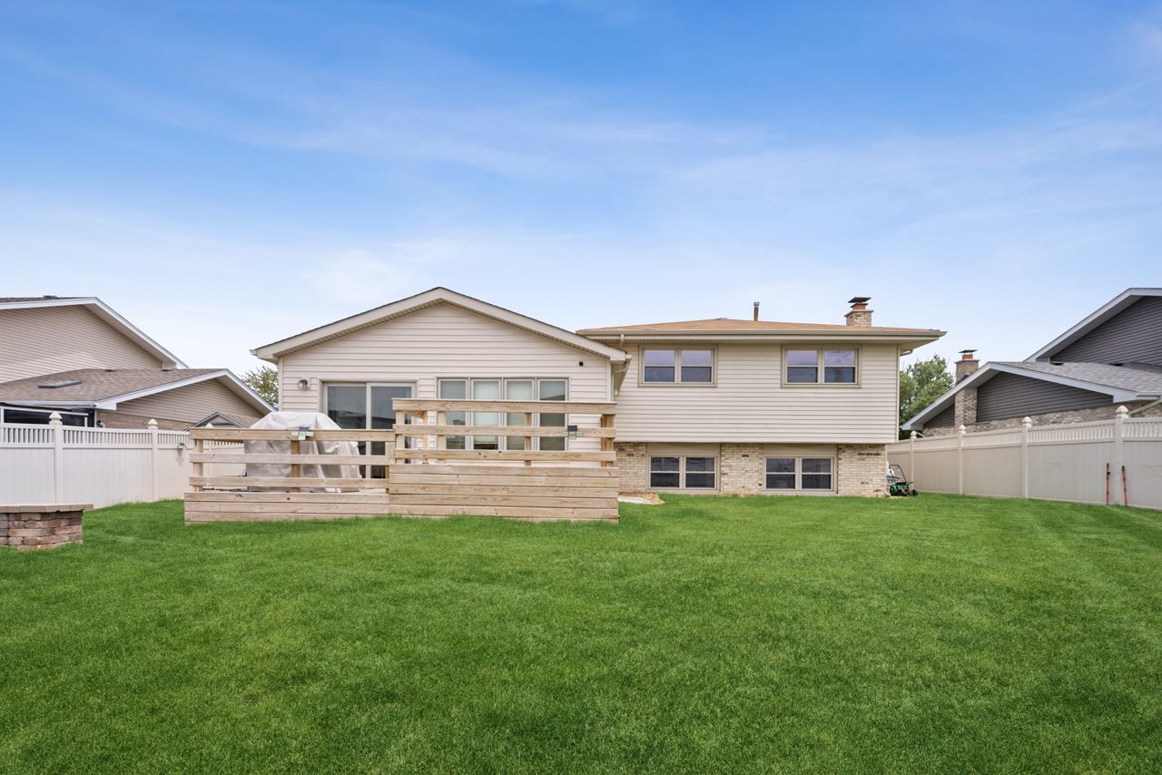 17218 Shetland Drive, Tinley Park, IL 60487