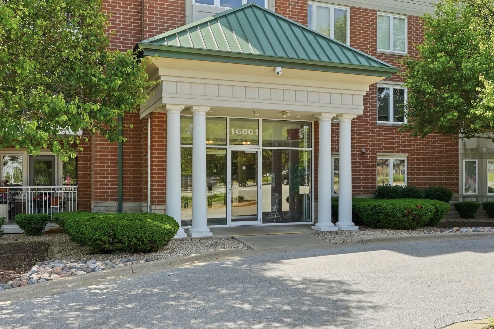 16001 S 88th Avenue #306, Orland Park, IL 60462