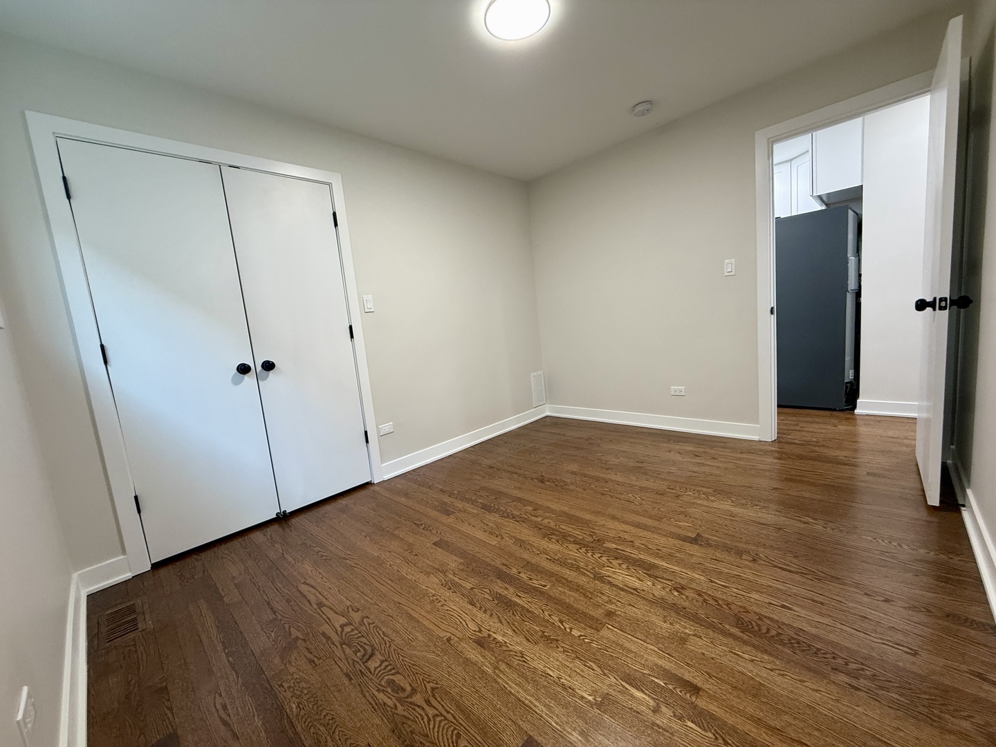 5329 W 30th Place, Cicero, IL 60804