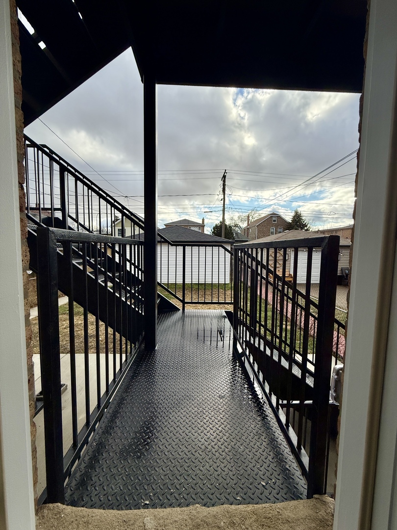 5329 W 30th Place, Cicero, IL 60804