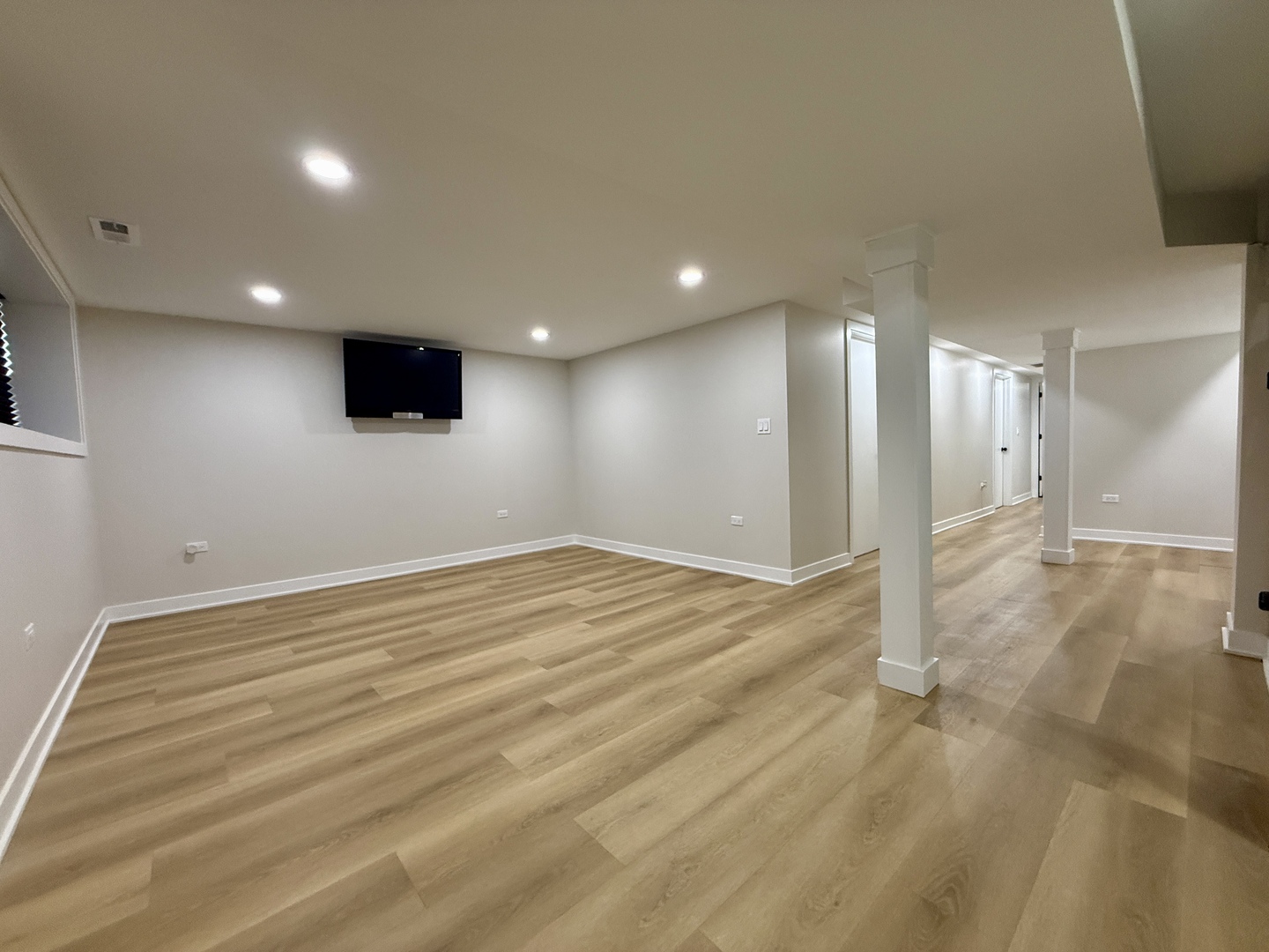 5329 W 30th Place, Cicero, IL 60804