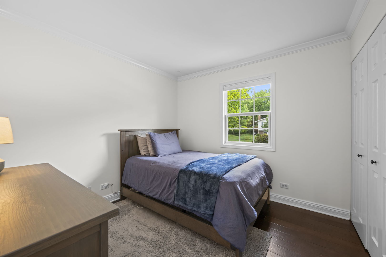 1005 W Firestone Drive, Hoffman Estates, IL 60192