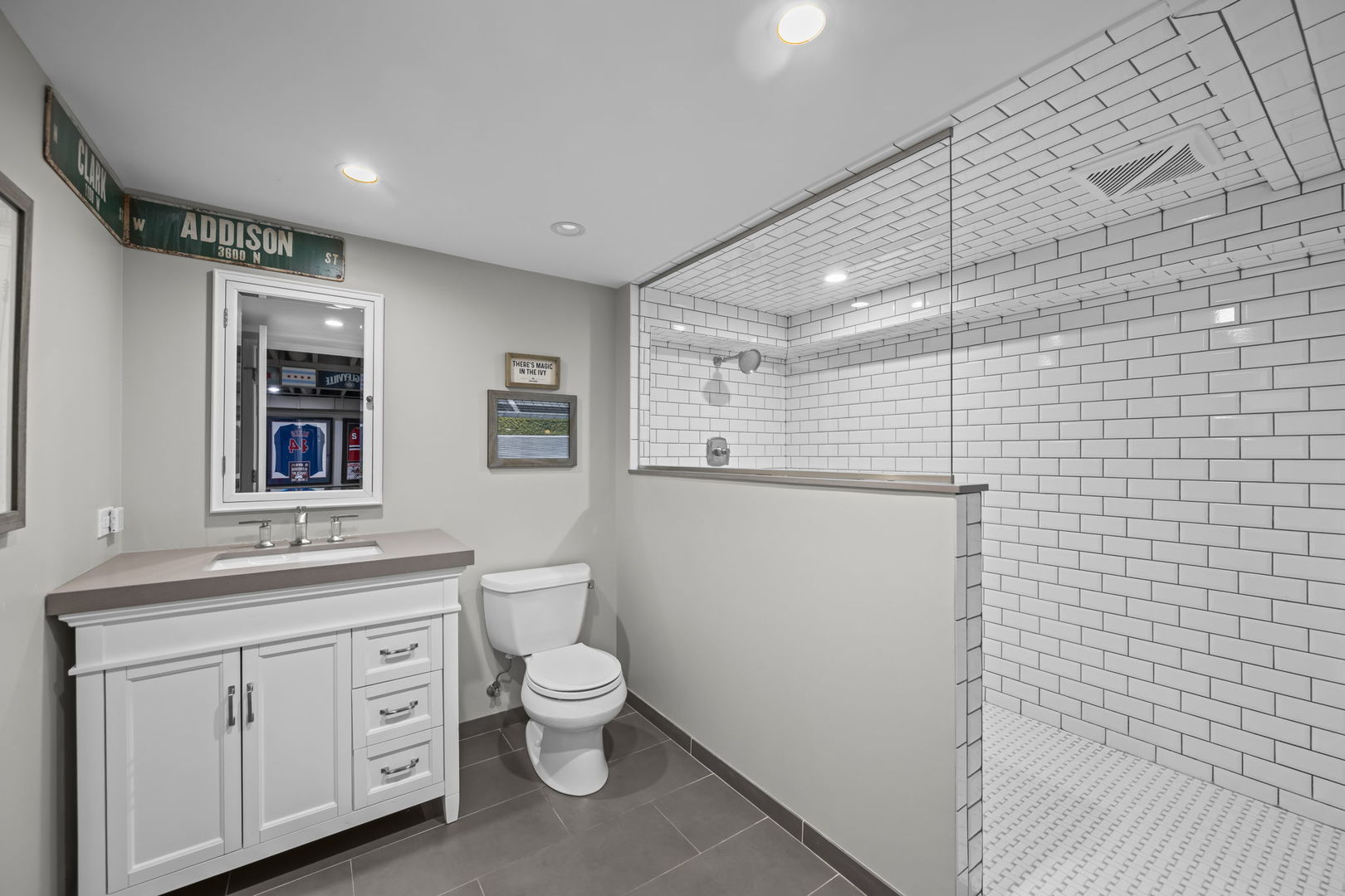 1005 W Firestone Drive, Hoffman Estates, IL 60192