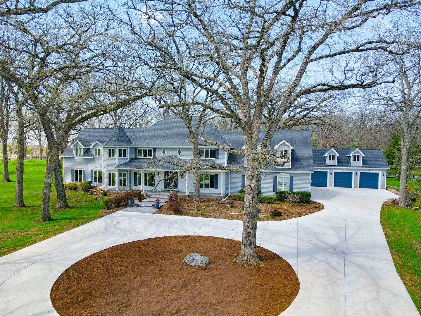 37132 N Black Velvet Lane, Wadsworth, IL 60083