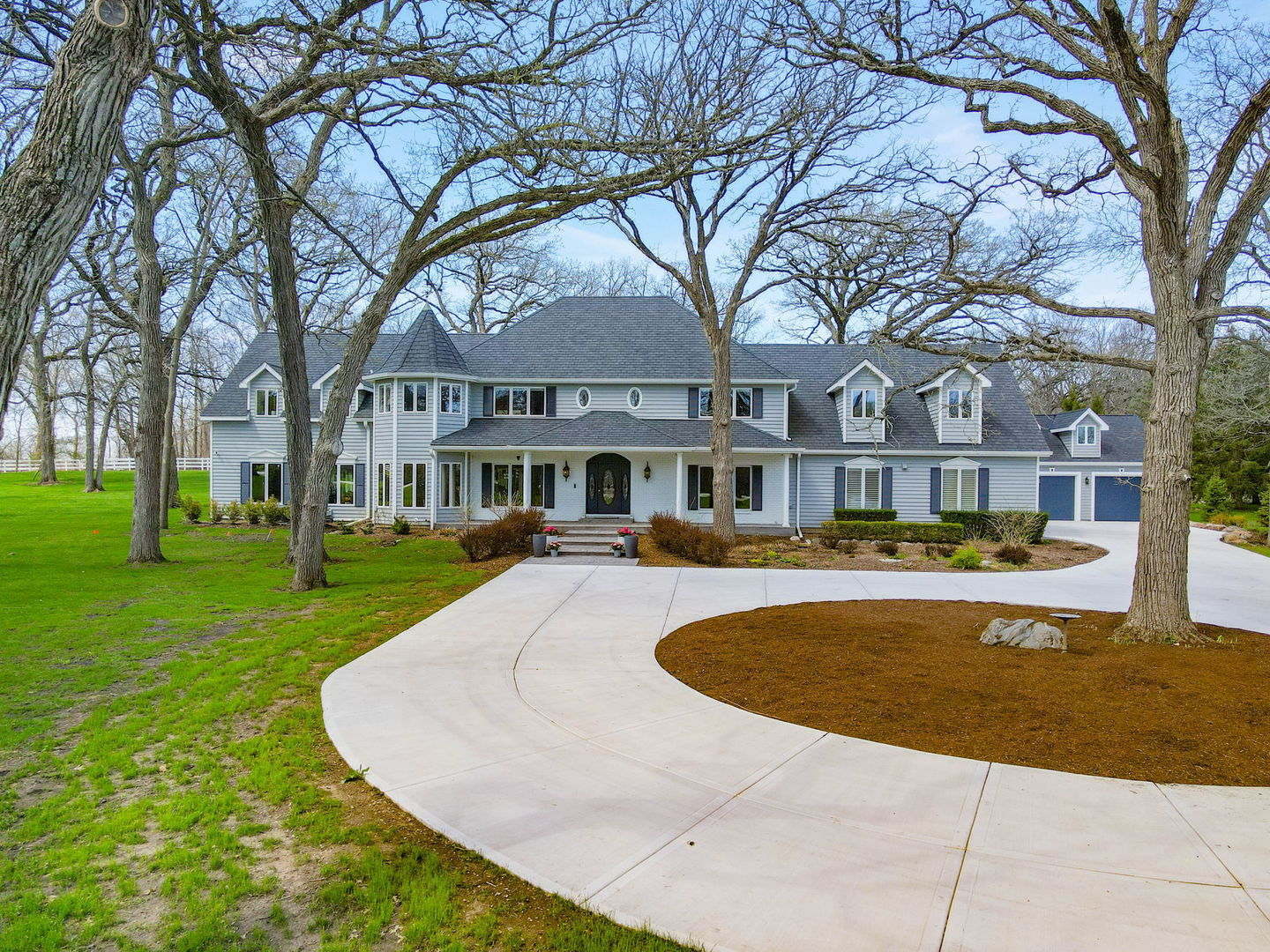37132 N Black Velvet Lane, Wadsworth, IL 60083