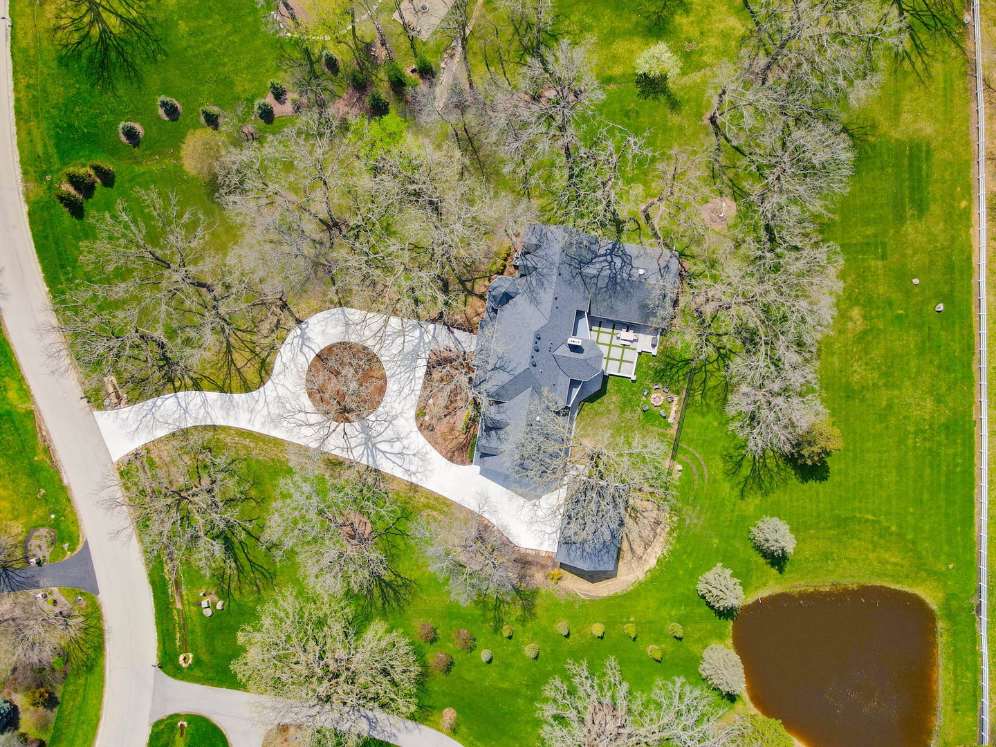 37132 N Black Velvet Lane, Wadsworth, IL 60083