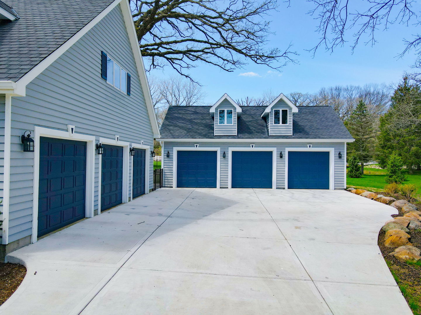 37132 N Black Velvet Lane, Wadsworth, IL 60083