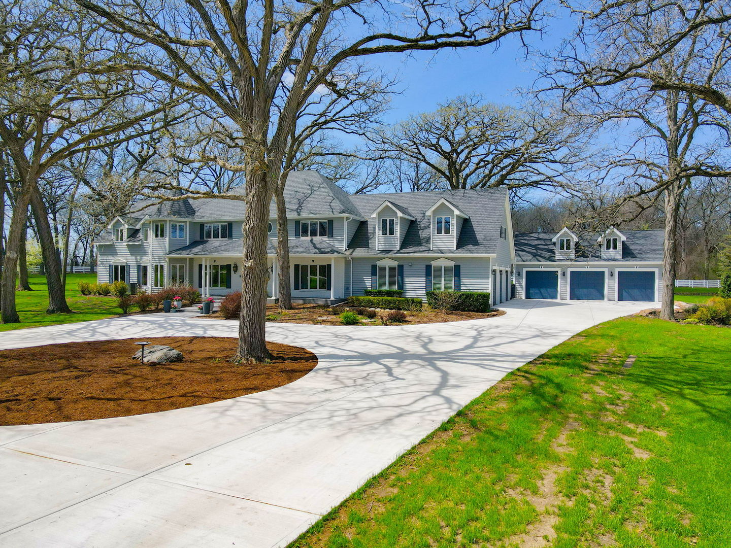37132 N Black Velvet Lane, Wadsworth, IL 60083