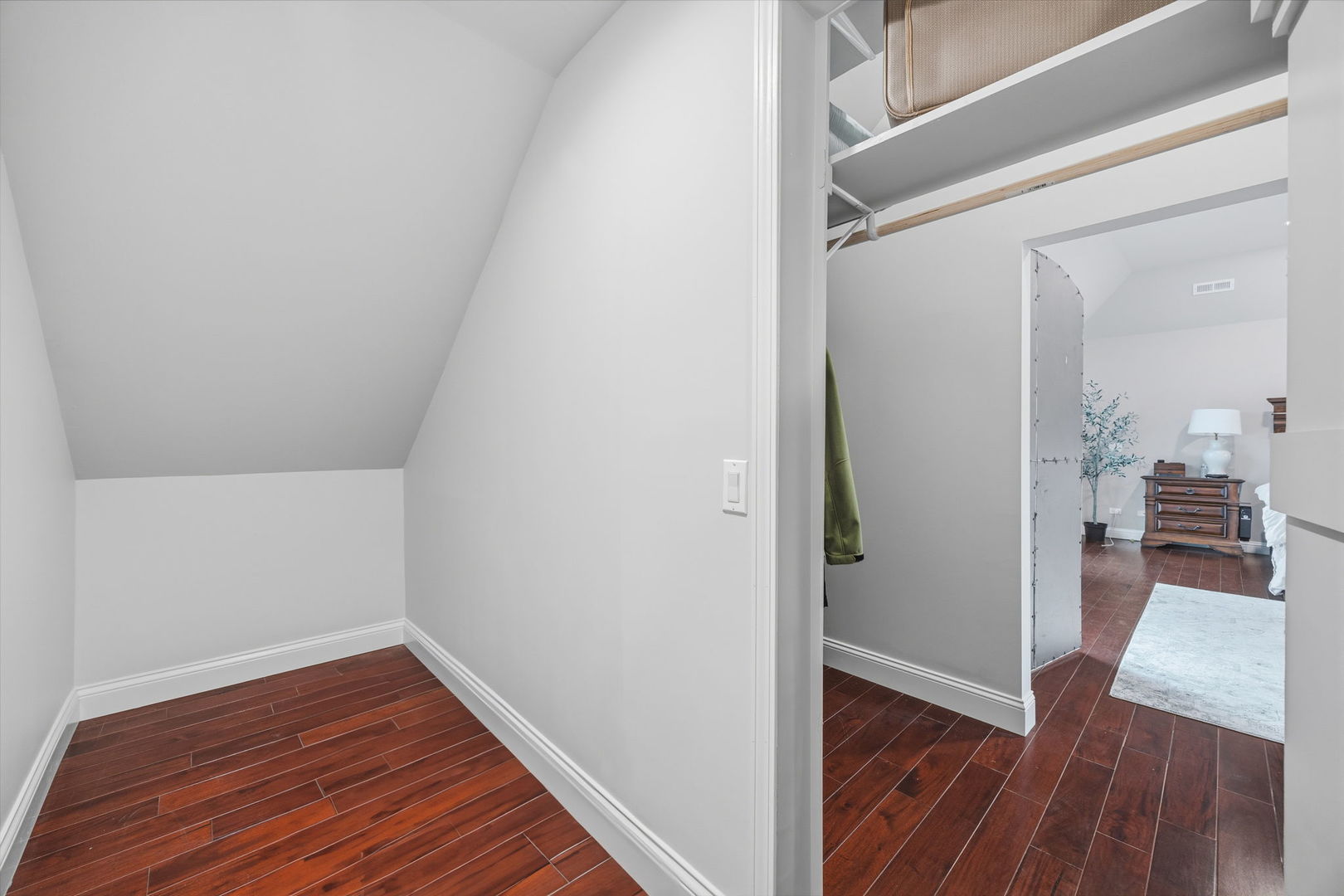 37132 N Black Velvet Lane, Wadsworth, IL 60083
