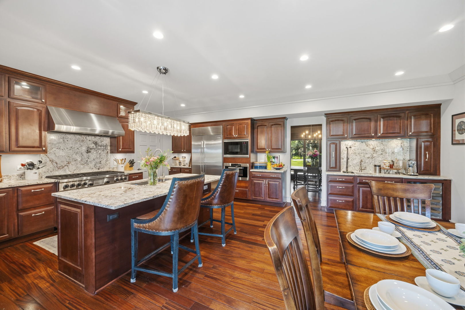 37132 N Black Velvet Lane, Wadsworth, IL 60083