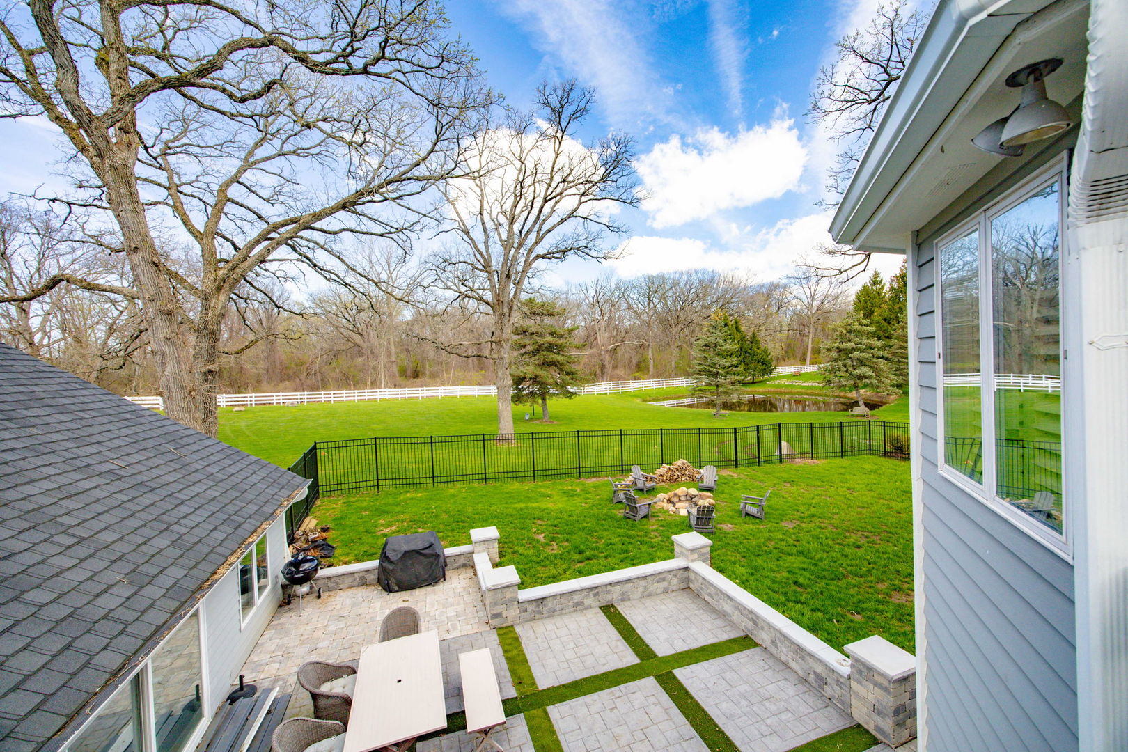37132 N Black Velvet Lane, Wadsworth, IL 60083