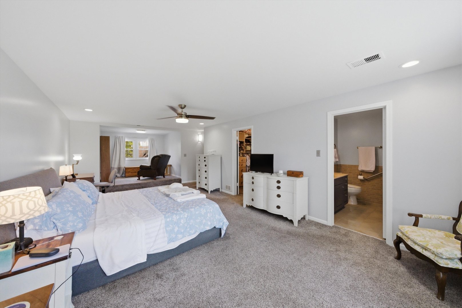 12642 S London Lane #3, Palos Heights, IL 60463
