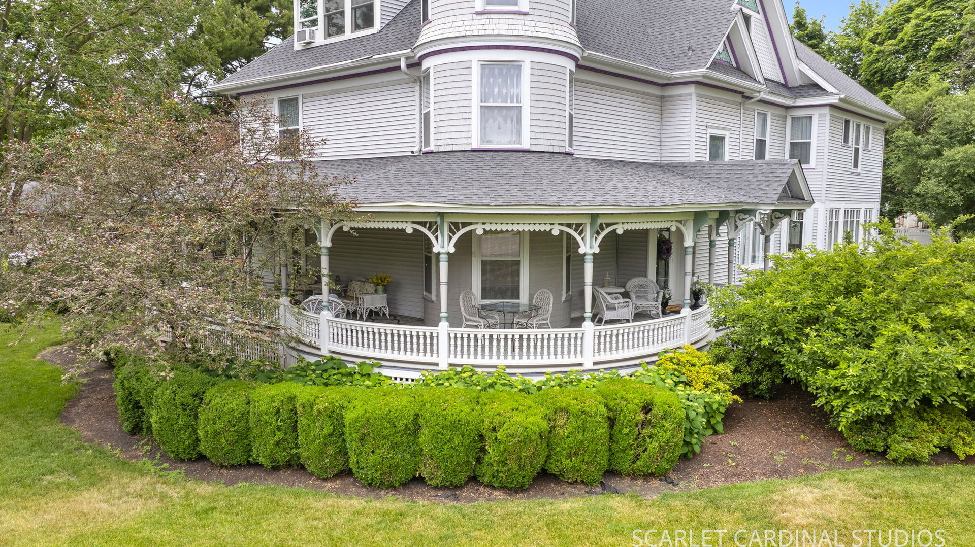 1205 W Downer Place, Aurora, IL 60506