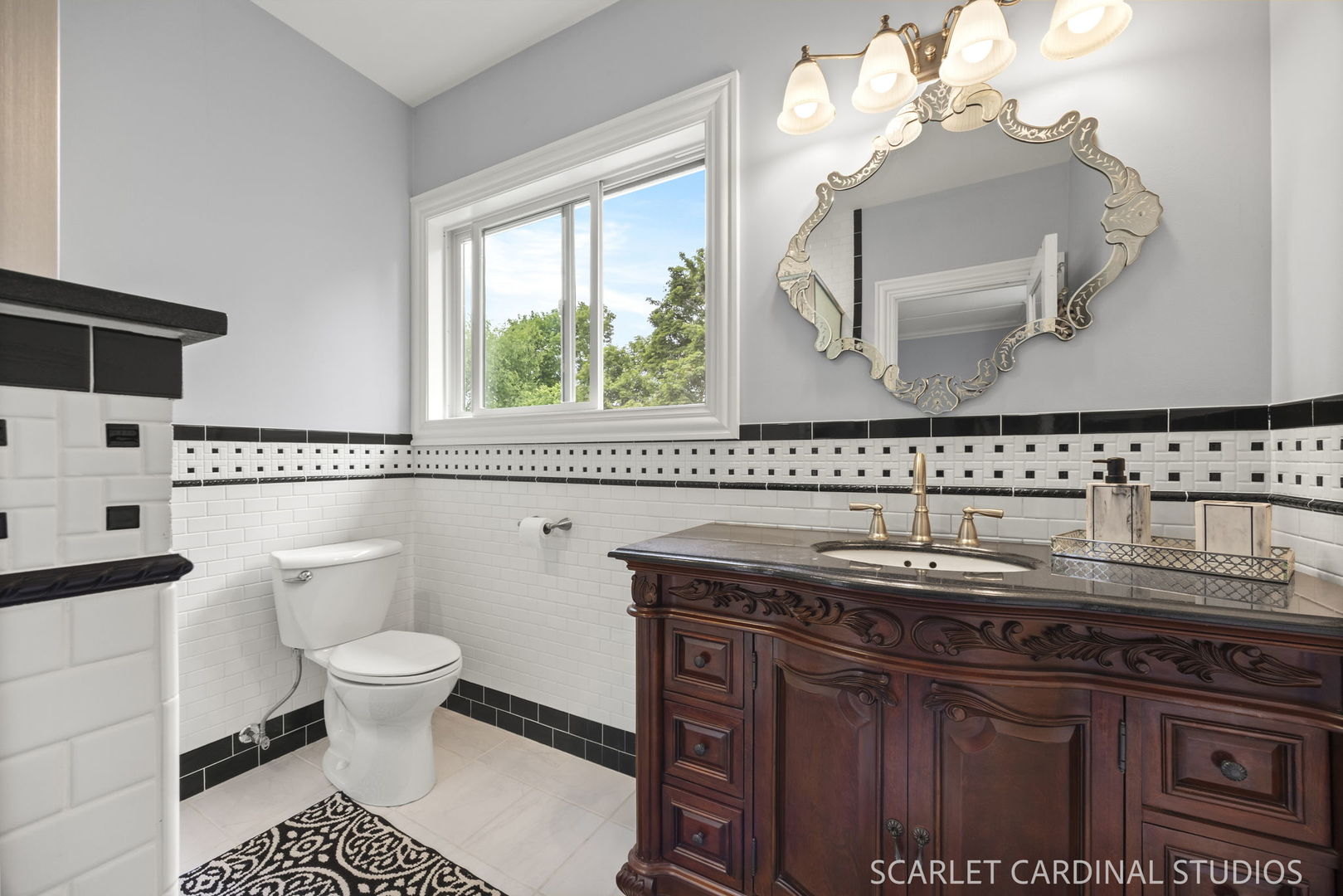 1205 W Downer Place, Aurora, IL 60506