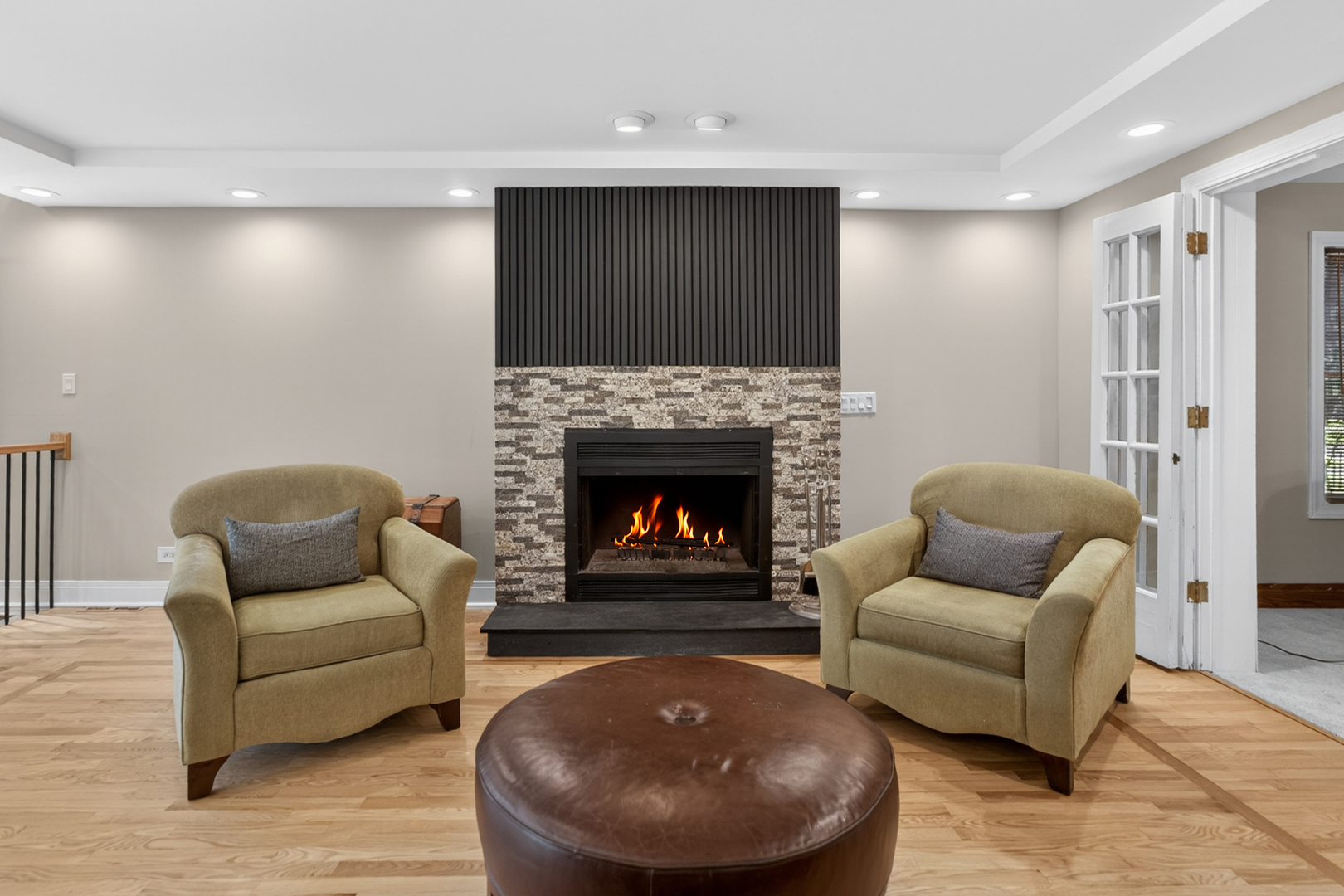 433 S Euclid Avenue, Villa Park, IL 60181