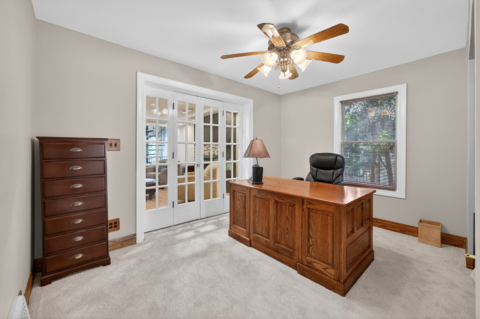433 S Euclid Avenue, Villa Park, IL 60181