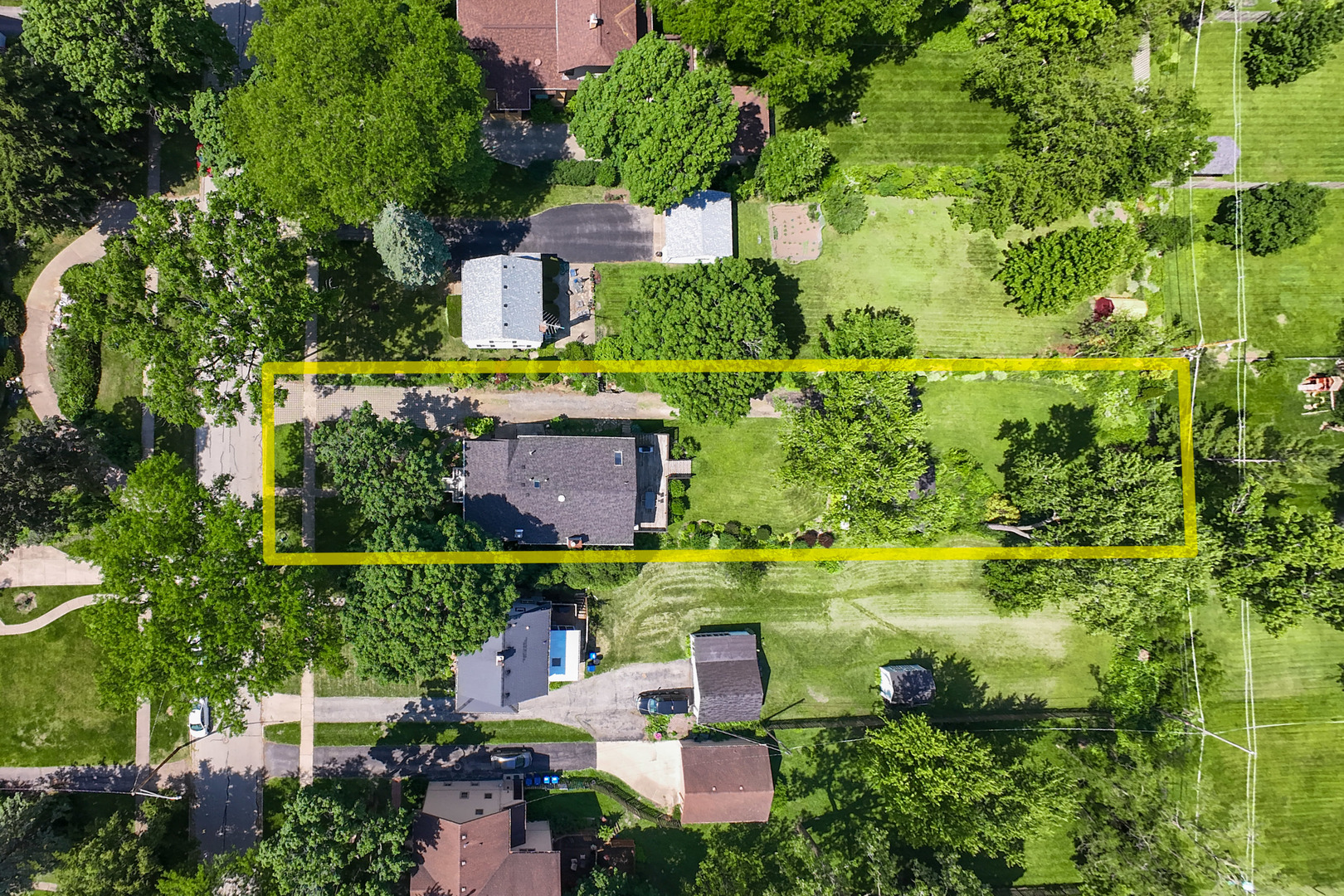 433 S Euclid Avenue, Villa Park, IL 60181