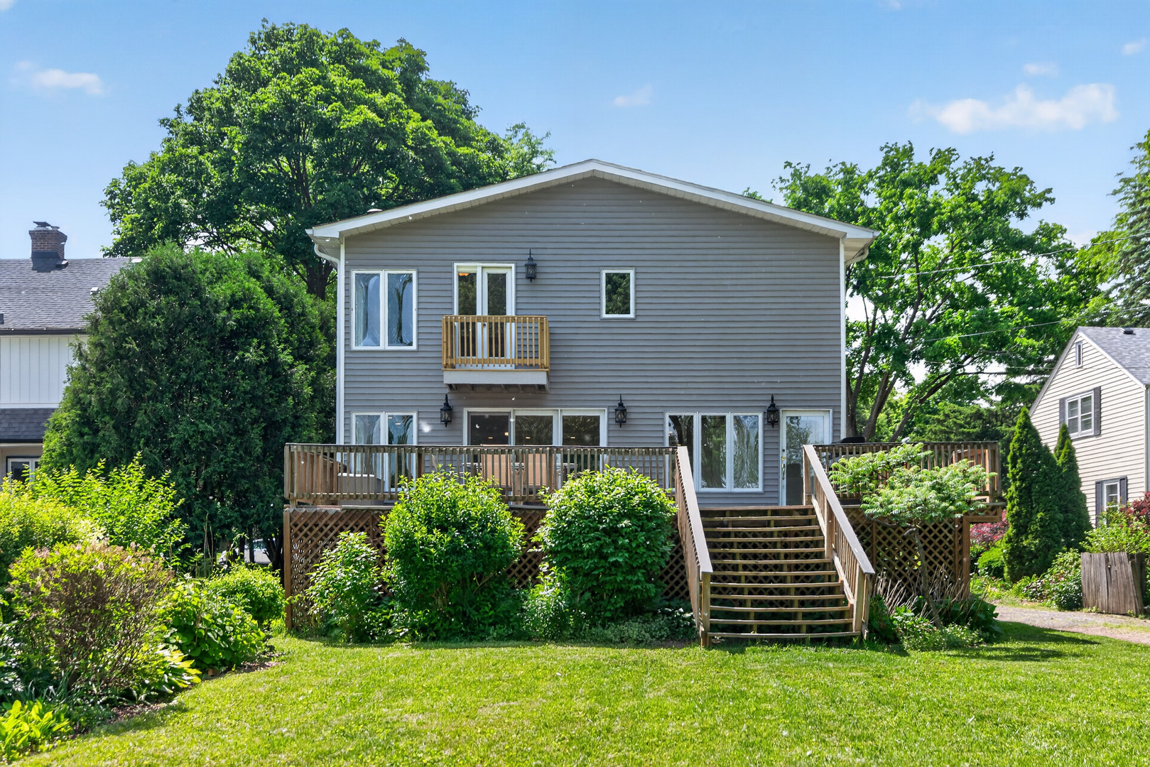 433 S Euclid Avenue, Villa Park, IL 60181
