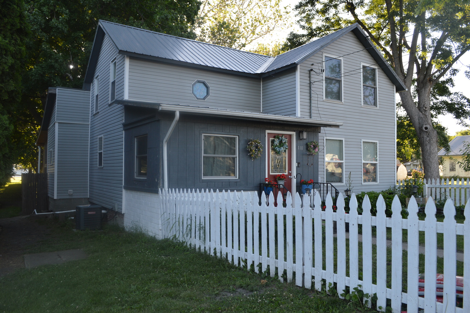 110 S West Street, Wyanet, IL 61379