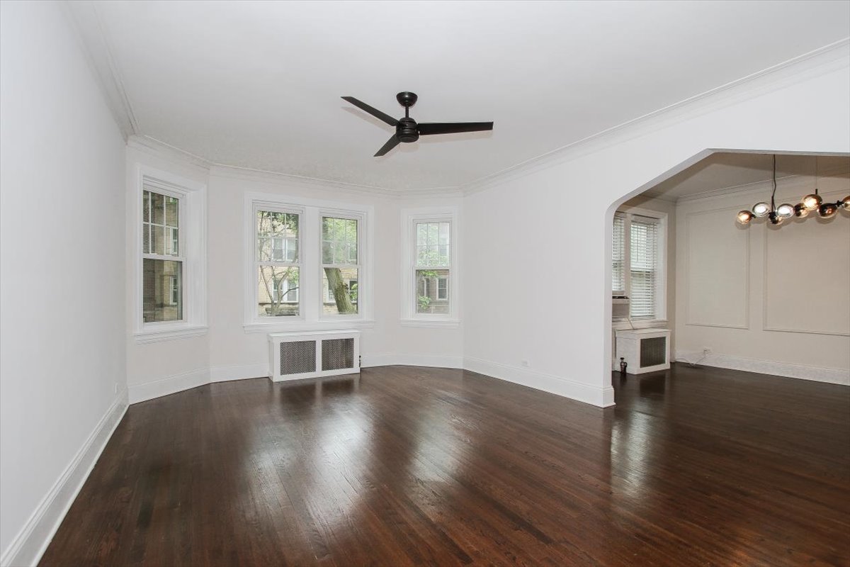 1445 W Elmdale Avenue #1, Chicago, IL 60660