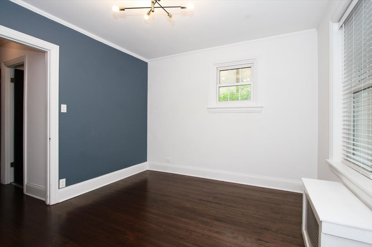 1445 W Elmdale Avenue #1, Chicago, IL 60660