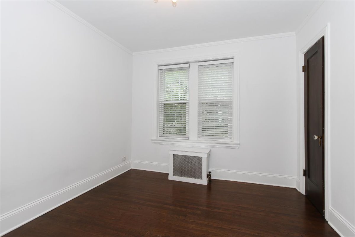 1445 W Elmdale Avenue #1, Chicago, IL 60660