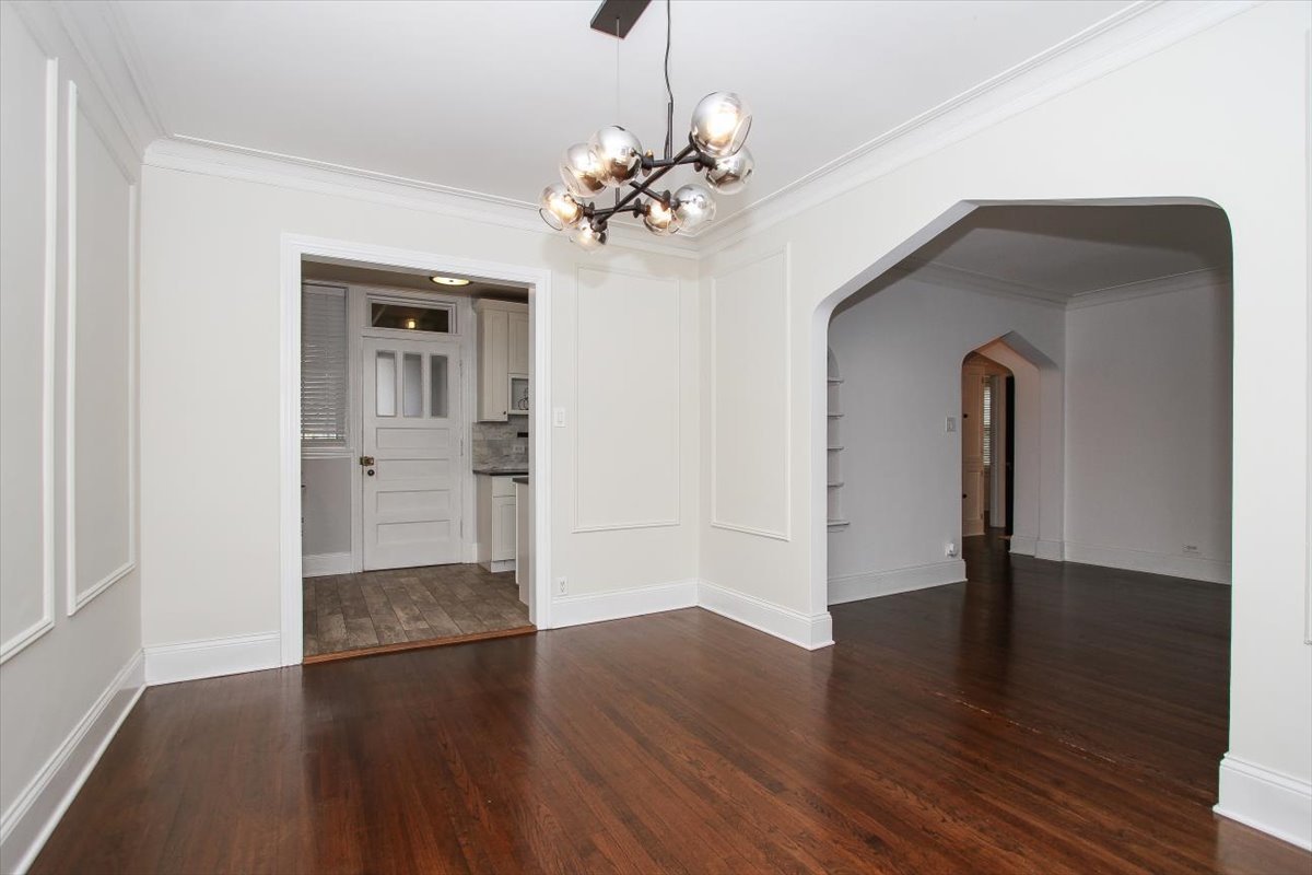 1445 W Elmdale Avenue #1, Chicago, IL 60660