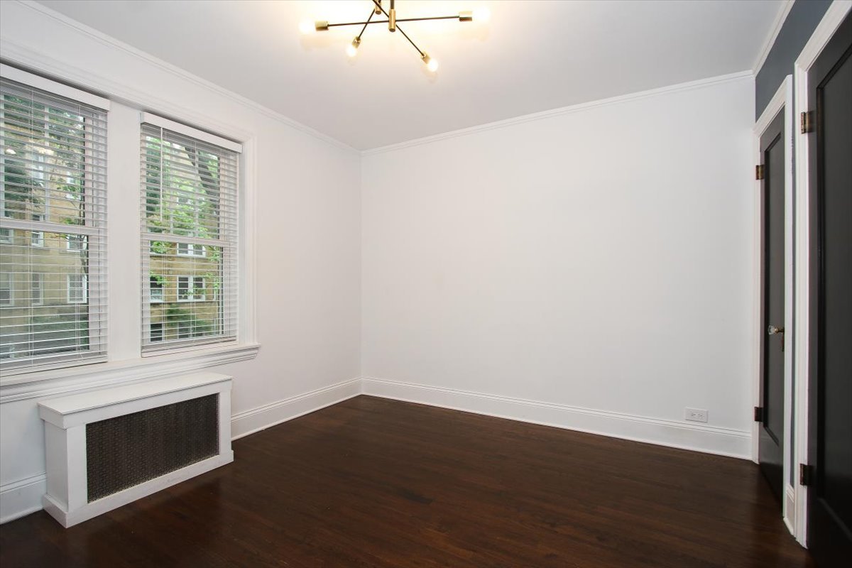1445 W Elmdale Avenue #1, Chicago, IL 60660