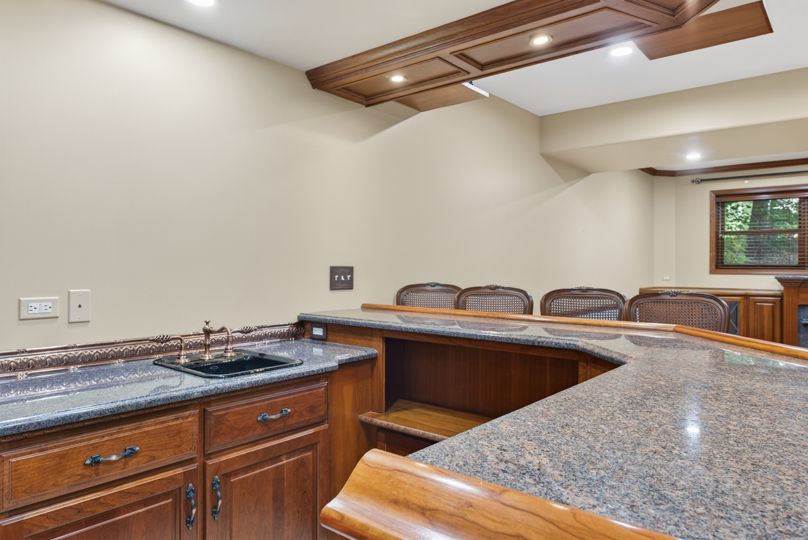 1572 Treeline Court, Naperville, IL 60565